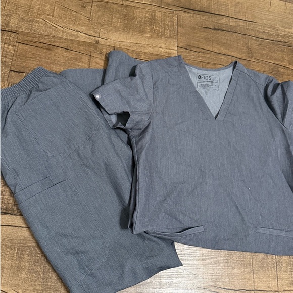 Figs Scrub Set - Picture 2 of 2